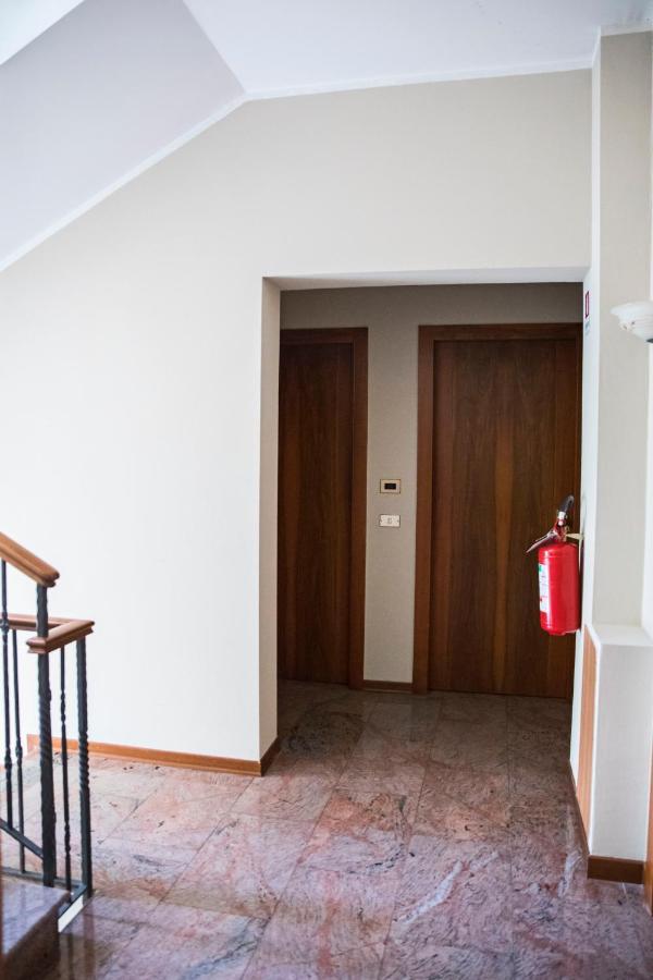 Bastimento Hotell Fiorenzuola dʼArda Exteriör bild