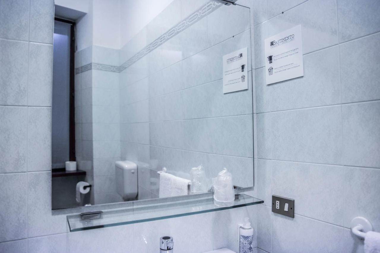 Bastimento Hotell Fiorenzuola dʼArda Exteriör bild